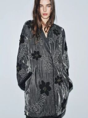 Zara ZW Oversized Black Velvet Floral Embroidered Kimono